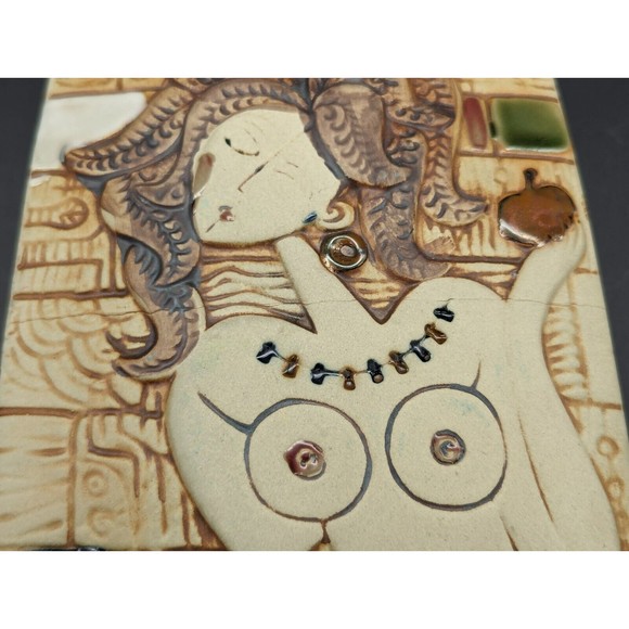 Bare Breast Woman Ceramic Vase - Picture 10 of 12